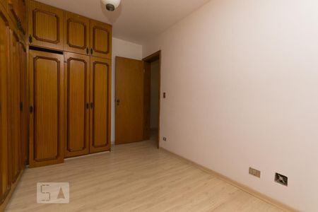 Apartamento à venda com 140m², 3 quartos e 2 vagasQuarto 2