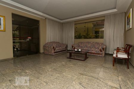 Apartamento à venda com 140m², 3 quartos e 2 vagasHall