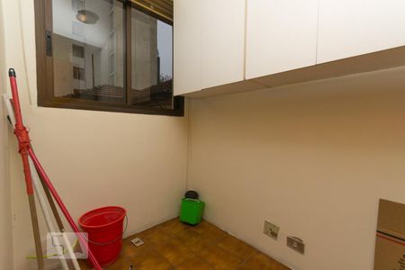 Apartamento à venda com 140m², 3 quartos e 2 vagasQuarto de serviço