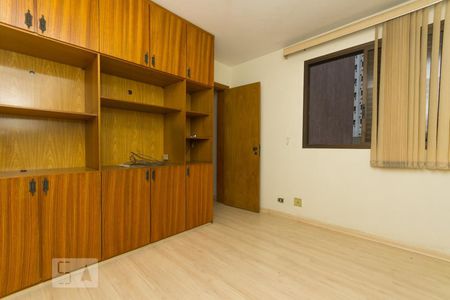 Apartamento à venda com 140m², 3 quartos e 2 vagasQuarto 1