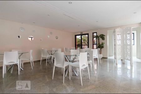 Apartamento à venda com 67m², 2 quartos e 1 vagaSalão de festa