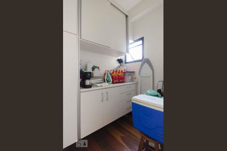 Apartamento à venda com 67m², 2 quartos e 1 vagaQuarto de serviço