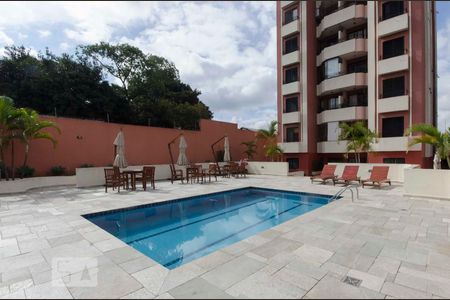 Apartamento à venda com 67m², 2 quartos e 1 vagaPiscina