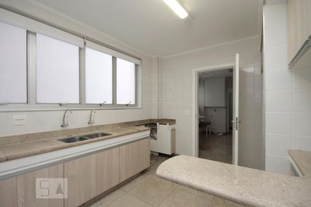 Apartamento à venda com 280m², 4 quartos e 3 vagasCozinha