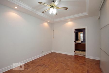 Apartamento à venda com 280m², 4 quartos e 3 vagasSuíte 2