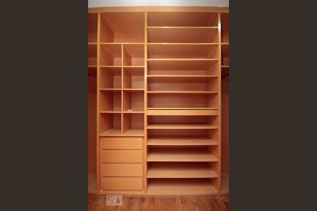 Apartamento à venda com 280m², 4 quartos e 3 vagasSuíte 2