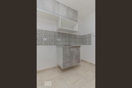 Cozinha de kitnet/studio para alugar com 1 quarto, 21m² em Jabaquara, São Paulo