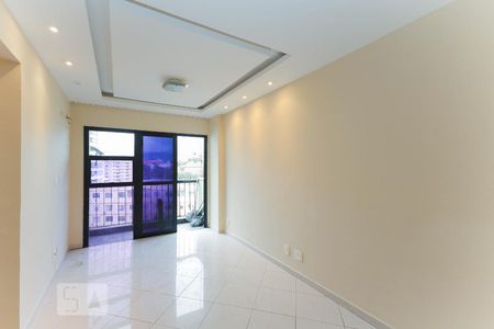 Sala de apartamento para alugar com 3 quartos, 74m² em Praça da Bandeira, Rio de Janeiro