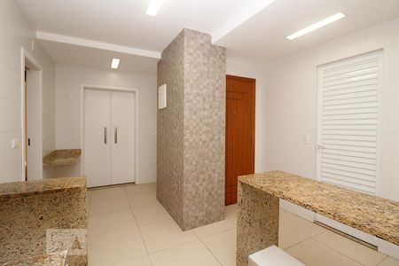 Apartamento à venda com 120m², 3 quartos e sem vaga Apartamento à venda com 120m², 3 quartos e sem vagaCozinha.