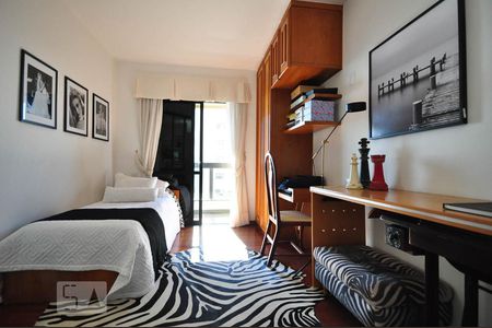 Apartamento para alugar com 220m², 4 quartos e 3 vagas Apartamento para alugar com 220m², 4 quartos e 3 vagasSuíte 1