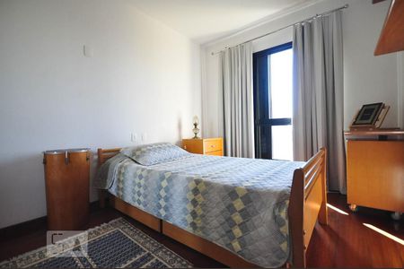 Apartamento para alugar com 220m², 4 quartos e 3 vagas Apartamento para alugar com 220m², 4 quartos e 3 vagasQuarto 1