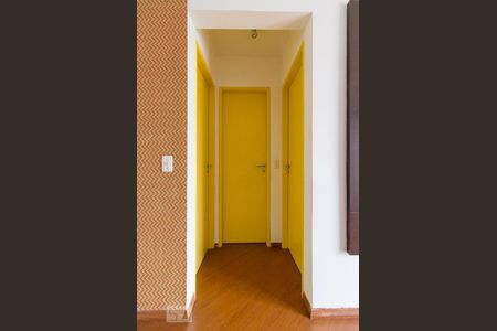 Acesso aos quartos e banheiro  de apartamento à venda com 2 quartos, 46m² em Chácara Califórnia, São Paulo