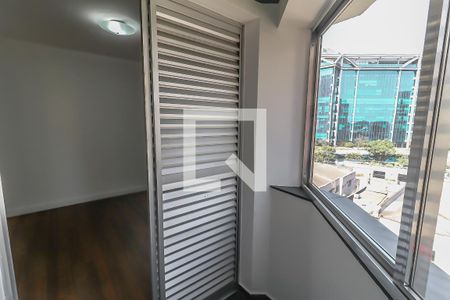 Apartamento à venda com 57m², 2 quartos e 1 vagaVaranda