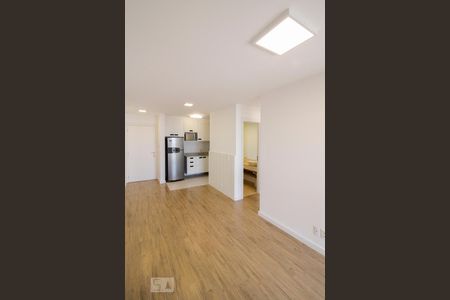Sala de apartamento para alugar com 3 quartos, 93m² em Vila Ipojuca, São Paulo