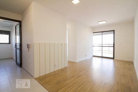Sala de apartamento para alugar com 3 quartos, 93m² em Vila Ipojuca, São Paulo