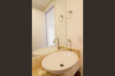 Apartamento para alugar com 93m², 3 quartos e 2 vagasLavabo