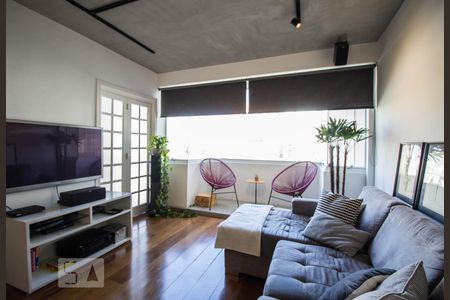 Sala de estar de apartamento para alugar com 2 quartos, 119m² em Pinheiros, São Paulo