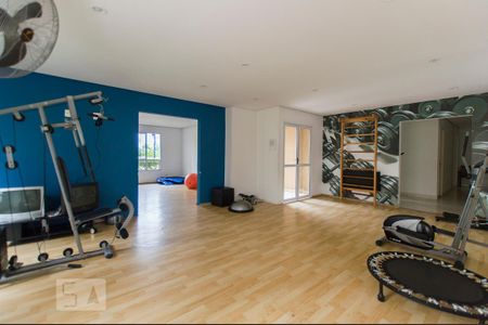 Academia de apartamento para alugar com 2 quartos, 58m² em Jardim Tupanci, Barueri
