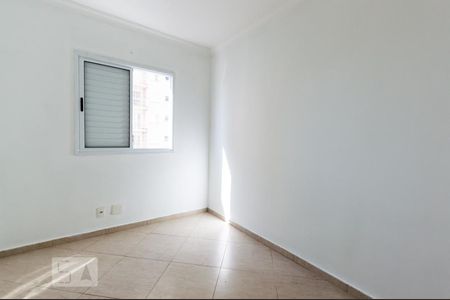 Quarto de apartamento para alugar com 2 quartos, 58m² em Jardim Tupanci, Barueri