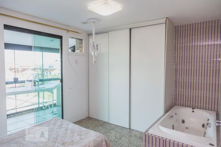 Apartamento à venda com 600m², 5 quartos e 6 vagas Apartamento à venda com 600m², 5 quartos e 6 vagasSuíte 3