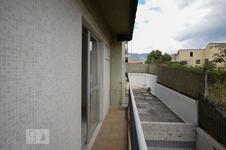 Varanda quarto 2 de apartamento para alugar com 2 quartos, 70m² em Vila Isabel, Rio de Janeiro