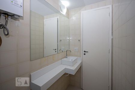 Banheiro de apartamento para alugar com 2 quartos, 70m² em Vila Isabel, Rio de Janeiro