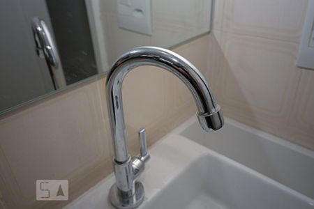 Detalhe torneira banheiro de apartamento para alugar com 2 quartos, 70m² em Vila Isabel, Rio de Janeiro