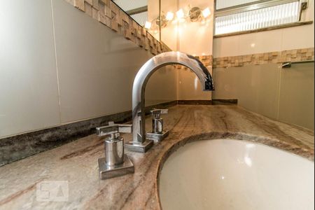 Apartamento à venda com 110m², 3 quartos e 1 vagaTorneira pia banheiro