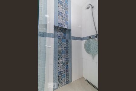 Apartamento à venda com 110m², 3 quartos e 1 vagaBox blindex banheiro suíte