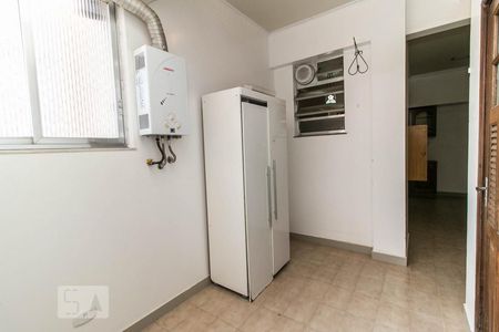 Apartamento à venda com 110m², 3 quartos e 1 vagaÁrea de serviço