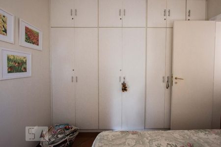 suite 1 de apartamento à venda com 4 quartos, 240m² em Vila Suzana, São Paulo