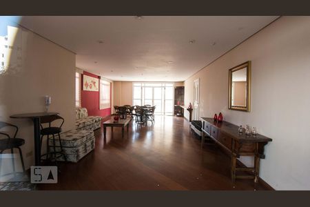 Apartamento à venda com 240m², 4 quartos e 3 vagassalão de festas