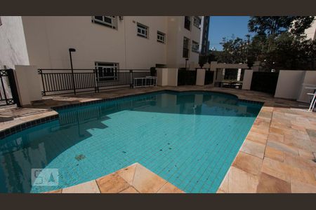 Apartamento à venda com 240m², 4 quartos e 3 vagaspiscina