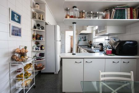 Apartamento à venda com 240m², 4 quartos e 3 vagascozinha