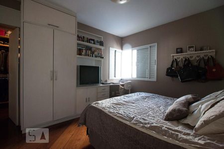 Apartamento à venda com 240m², 4 quartos e 3 vagassuite 4