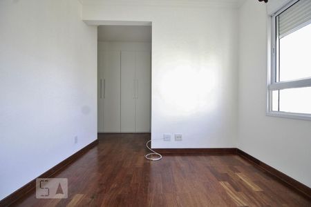 Apartamento para alugar com 128m², 3 quartos e 2 vagasSuíte