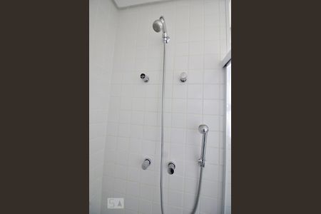 Apartamento para alugar com 128m², 3 quartos e 2 vagasChuveiro