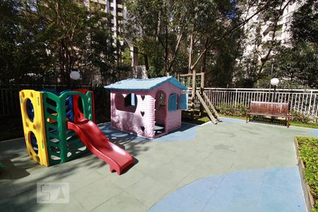 Apartamento para alugar com 128m², 3 quartos e 2 vagasPlayground