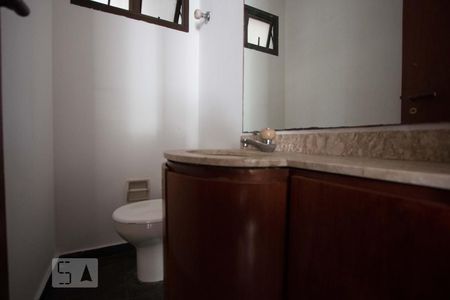 lavabo de apartamento para alugar com 4 quartos, 224m² em Vila Andrade, São Paulo