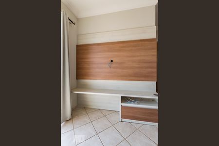 Sala de apartamento para alugar com 3 quartos, 87m² em Jardim Leonor, Campinas