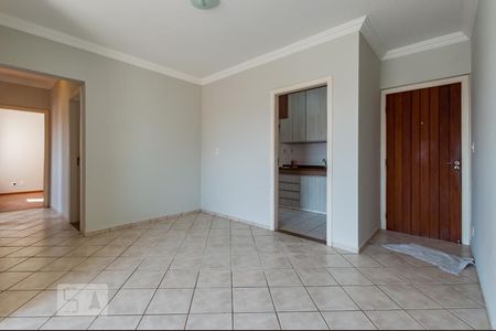 Sala de apartamento para alugar com 3 quartos, 87m² em Jardim Leonor, Campinas