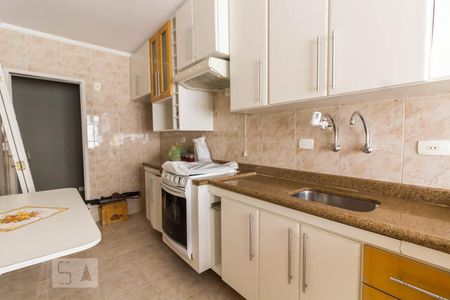 Apartamento para alugar com 64m², 2 quartos e 1 vagaCozinha