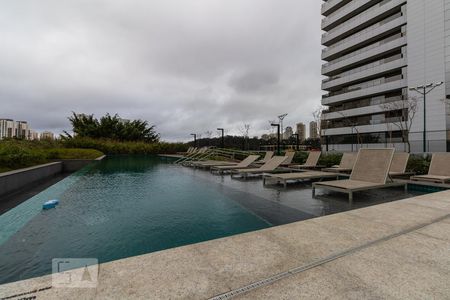 Apartamento à venda com 95m², 1 quarto e 2 vagasPiscina - Condomínio