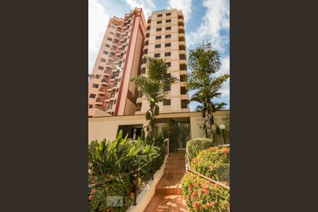 Fachada de apartamento para alugar com 1 quarto, 87m² em Centro, Campinas