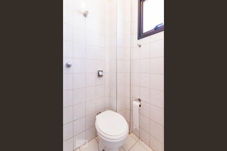 Lavabo de apartamento para alugar com 1 quarto, 87m² em Centro, Campinas