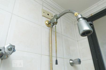 Apartamento para alugar com 89m², 3 quartos e 2 vagasDetalhe do banheiro da suíte