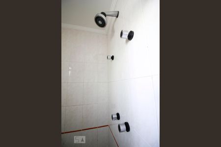 Chuveiro de apartamento para alugar com 2 quartos, 75m² em Vila Andrade, São Paulo