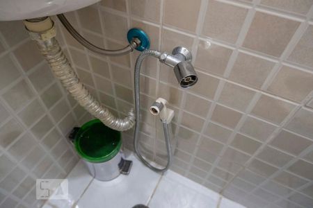 Apartamento à venda com 84m², 2 quartos e 1 vaga Apartamento à venda com 84m², 2 quartos e 1 vagaBanheiro Suite 1