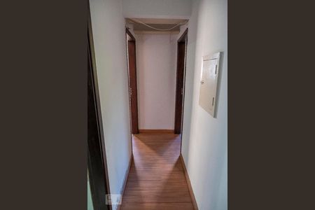 Apartamento à venda com 84m², 2 quartos e 1 vaga Apartamento à venda com 84m², 2 quartos e 1 vagaCorredor Quartos