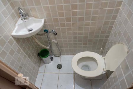 Apartamento à venda com 84m², 2 quartos e 1 vaga Apartamento à venda com 84m², 2 quartos e 1 vagaBanheiro Suite 1